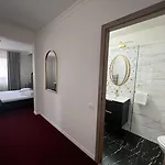 Eden Boutique Hotel 3*