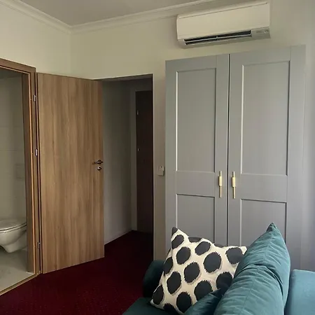 Eden Boutique Otel Bükreş