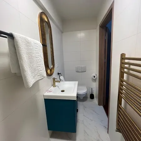 Eden Boutique Hotel 3*