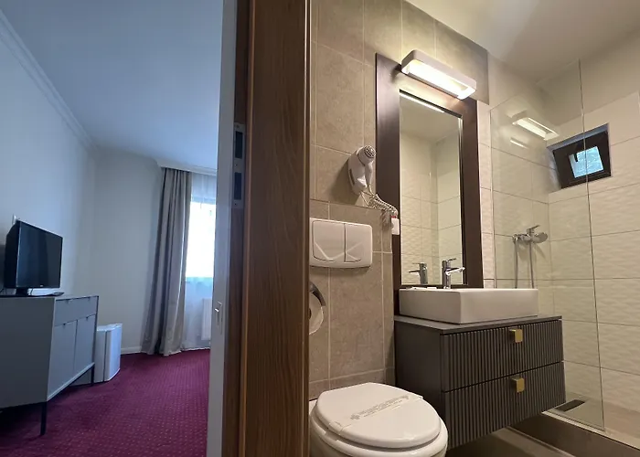 Eden Boutique 3* Bukarest