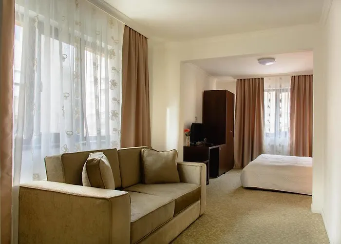 Eden Boutique Hotel 3*