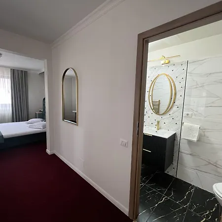 Eden Boutique Hotel 3*