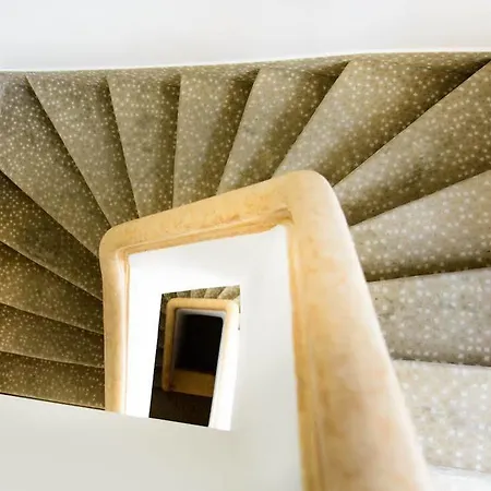 Eden Boutique Hotel 3*